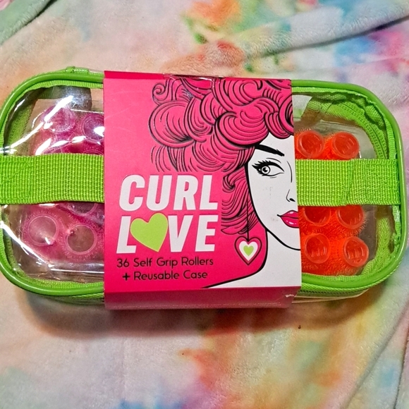 Retro Curl Love Self grip rollers plus case - Picture 1 of 3